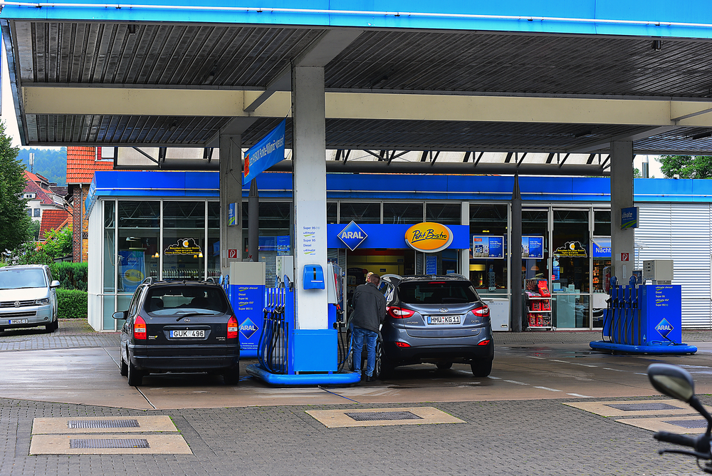 ETS II verteuert Mobilität: CO2-Börse trifft Autofahrer hart
