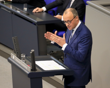 neuer-kurs-für-deutschland:-merz’-erste-regierungserklärung