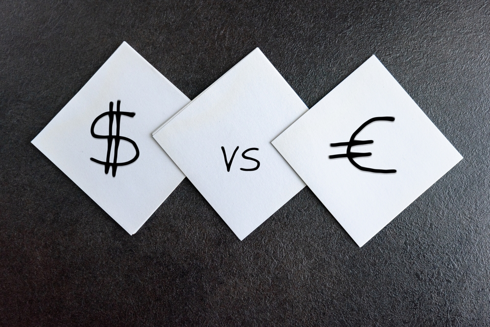Euro fällt stark – Anleger setzen wieder auf den Dollar