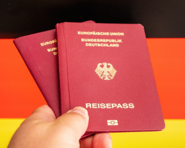 einbürgerungszahl-2024-erreicht-historischen-höchststand