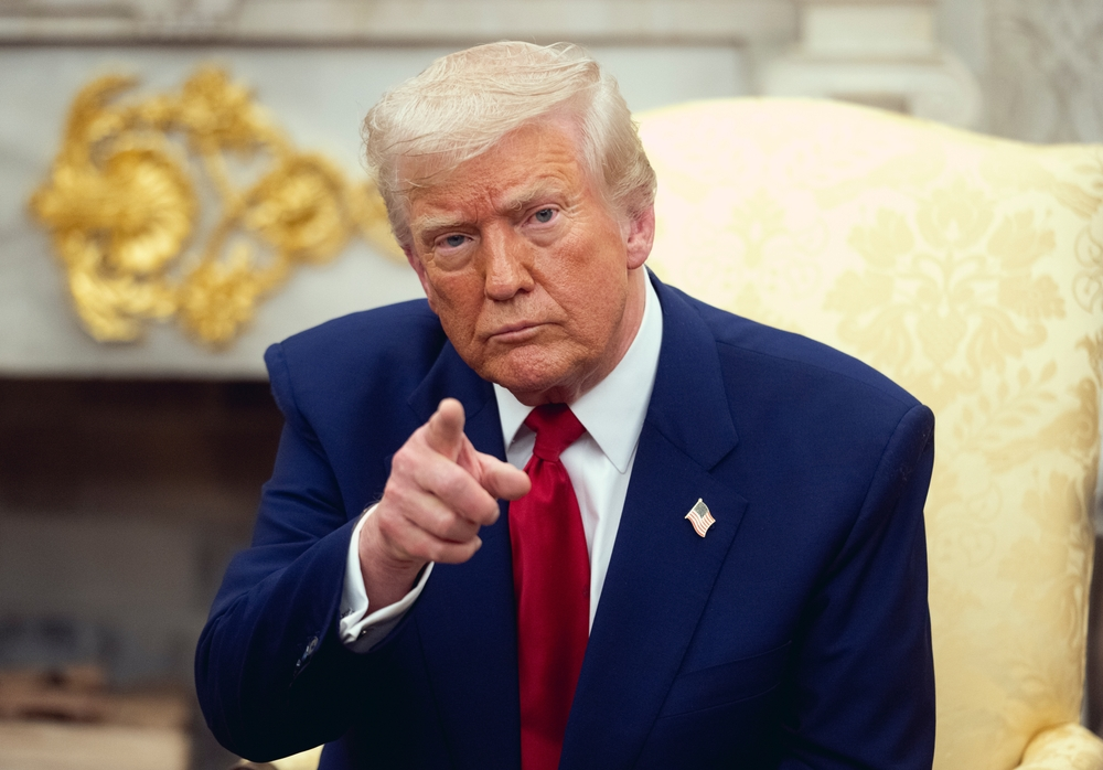 Trump ordnet strikte Einreisebeschränkungen an
