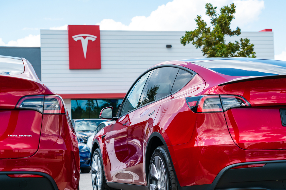 Elon Musks Tesla enttäuscht mit massivem Absatzeinbruch