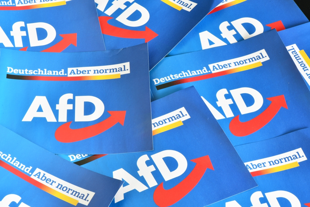 AfD baut Vorsprung aus und erreicht 28 Prozent