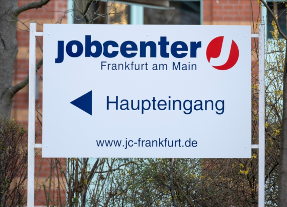 nahezu-47-prozent-der-bürgergeldempfänger-sind-ausländer