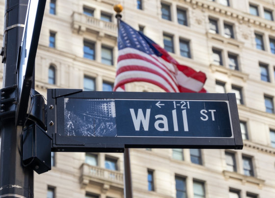 wall-street-feiert-hormus-öffnung-mit-kursfeuerwerk