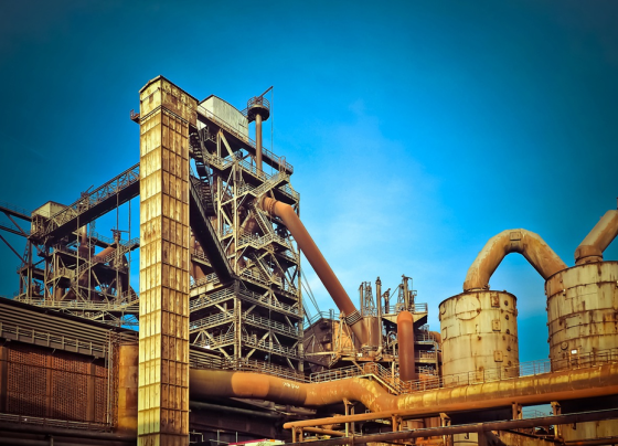dax-unter-druck,-ölpreise-ziehen-scharf-an