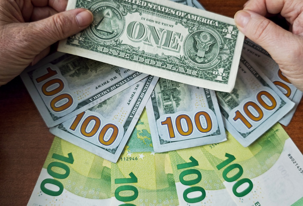 Dollar-Schock trifft Euro, Gold und Öl