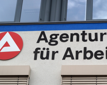 industrie-verliert-jeden-monat-15.000-arbeitsplätze