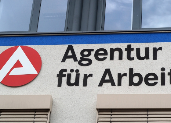 industrie-verliert-jeden-monat-15.000-arbeitsplätze