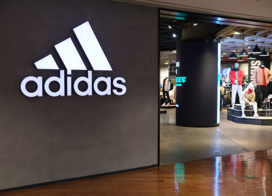warum-die-adidas-aktie-so-stark-abstürzt