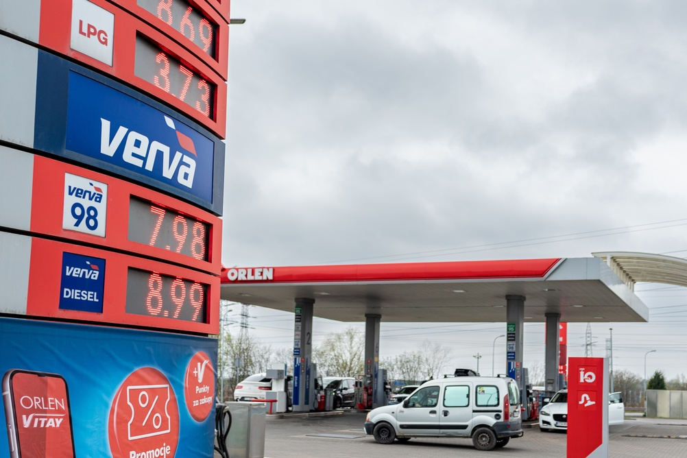 Polen drückt Spritpreise mit harter Preisbremse